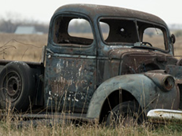 We Buy Junk Trucks for Cash - image